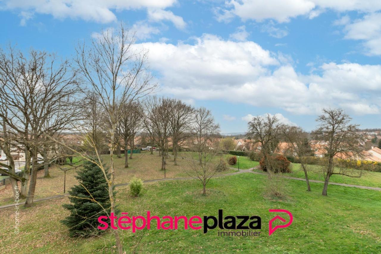 Plaza Parc 02 Apartment Montevrain Exterior photo